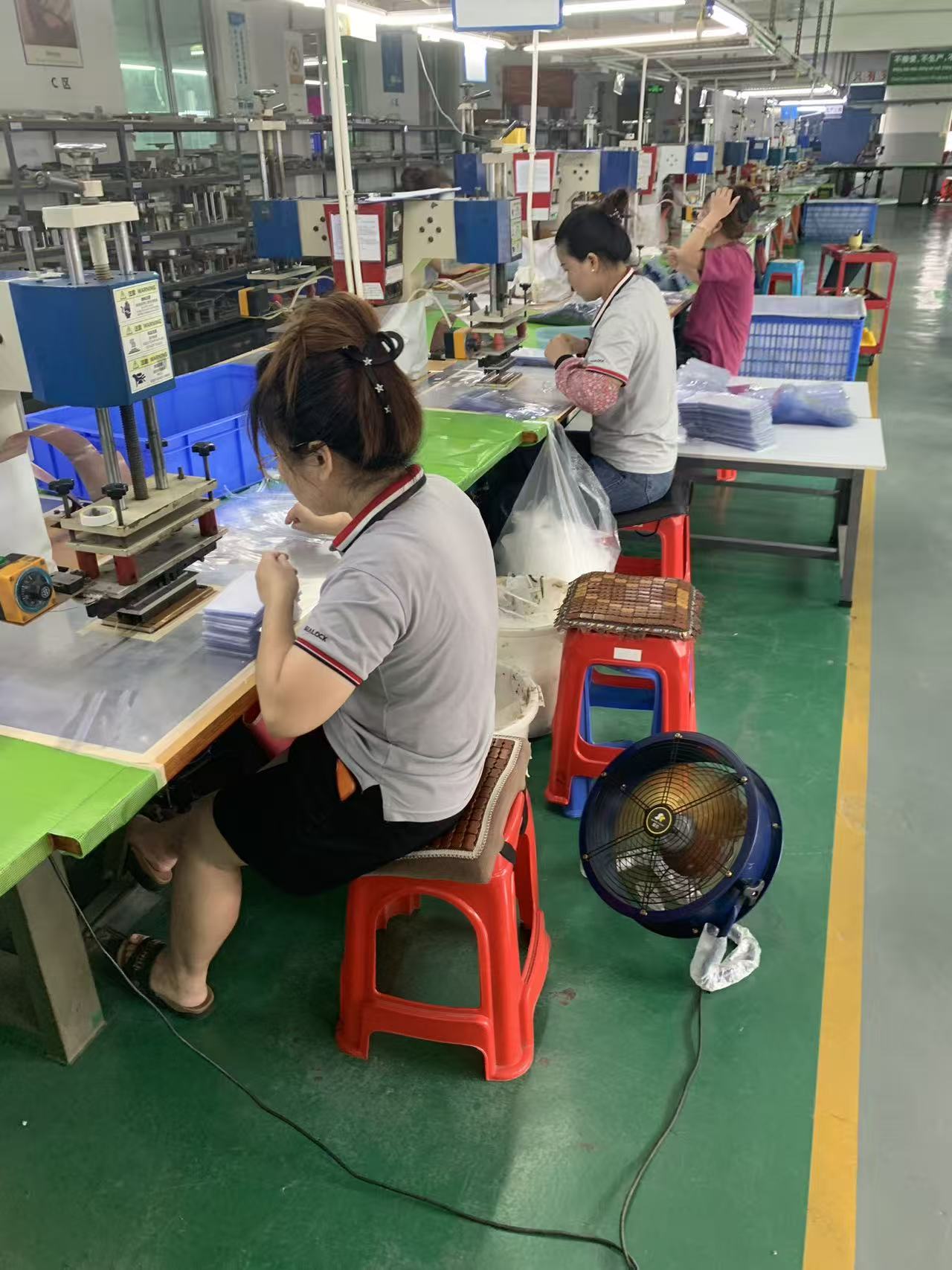 Nhà máy sản xuất túi khô: Năng lực sản xuất và tiêu chuẩn chất lượng