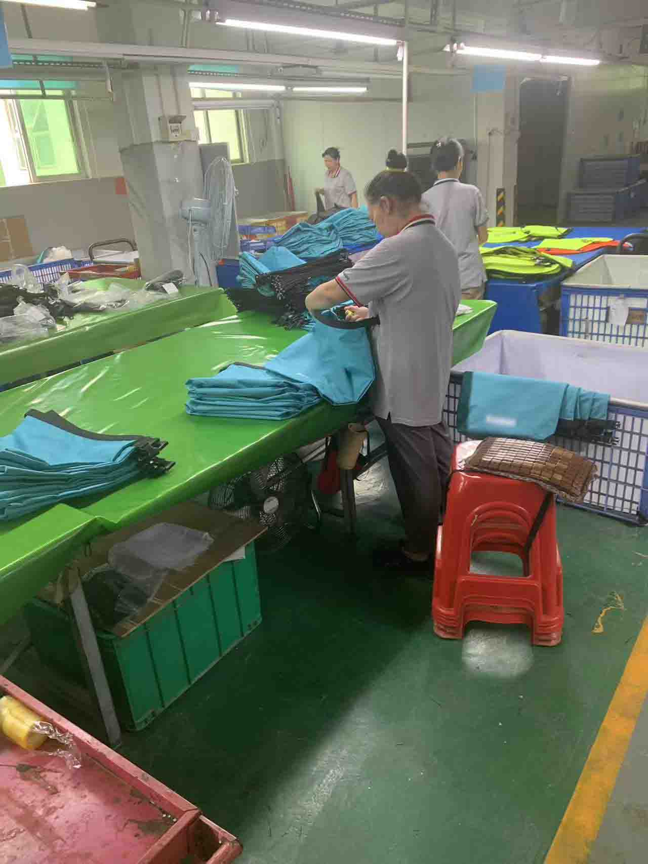Tiêu chuẩn kiểm soát chất lượng sản xuất túi khô không thấm nước